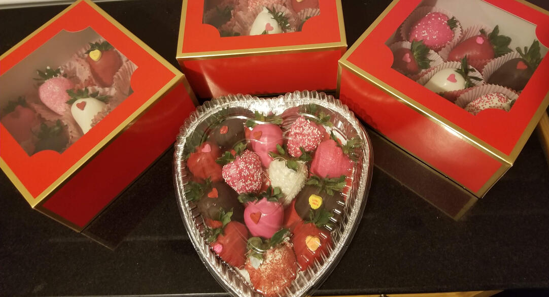 Chocolate Covered Strawberries ($30)